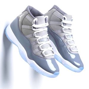 Jordan Cool Grey’s size 5 youth